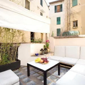 Apartamento Loft Silent Terrace 8 Minutes Duomo, Florencia